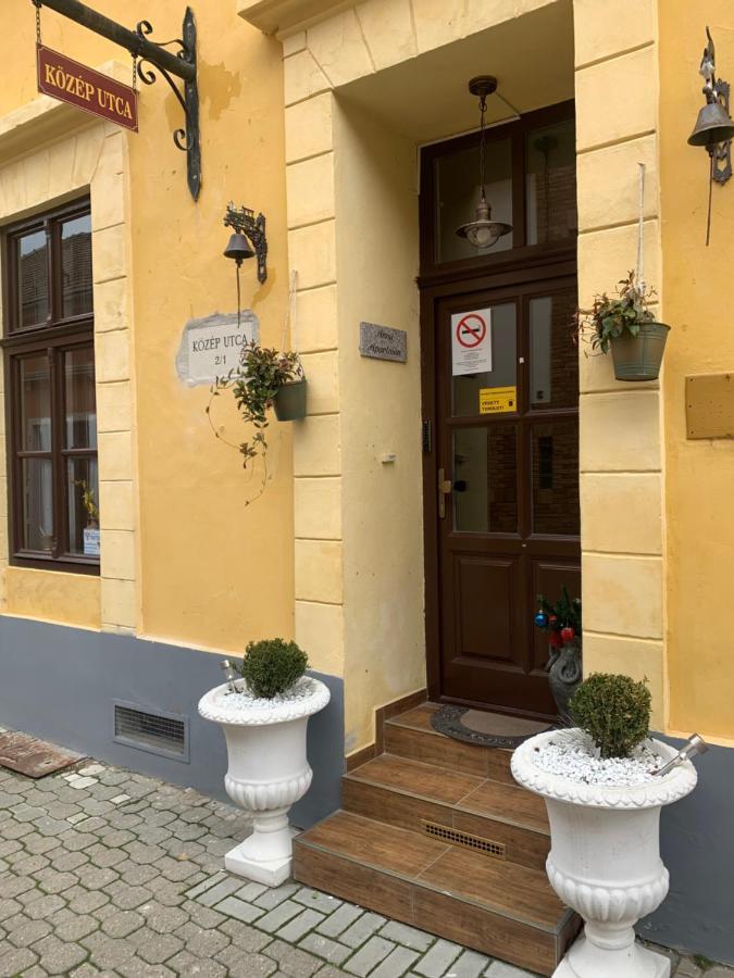 Anna Apartman Pápa Exterior photo